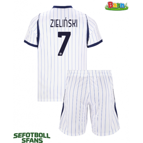 Inter Milan Piotr Zielinski #7 Bortaställ Barn 2026-27 Kortärmad (+ Korta byxor)